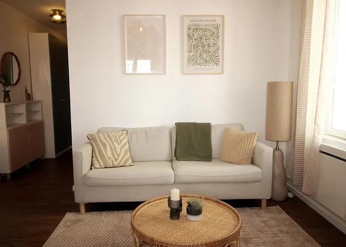 Апартаменти Belle Maison De Ville, T3, A Pied St Charles