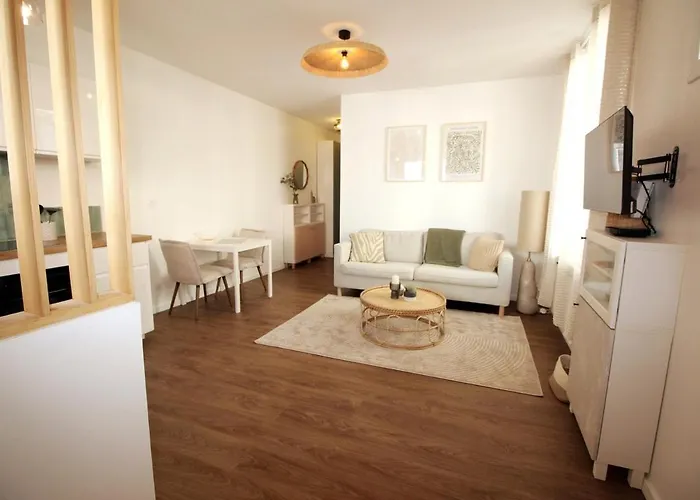 Belle Maison De Ville, T3, A Pied St Charles Διαμέρισμα *