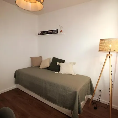 Apartament Belle Maison De Ville, T3, A Pied St Charles *