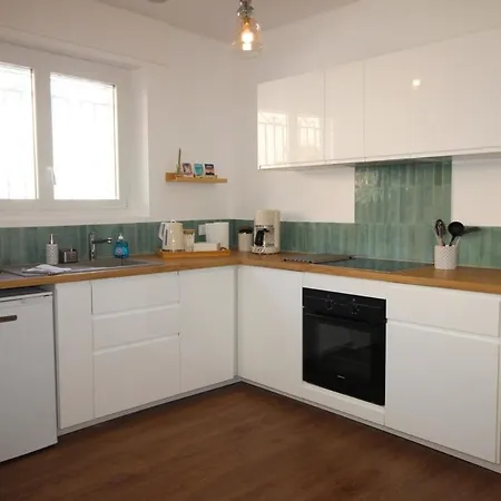 Apartament Belle Maison De Ville, T3, A Pied St Charles Biarritz
