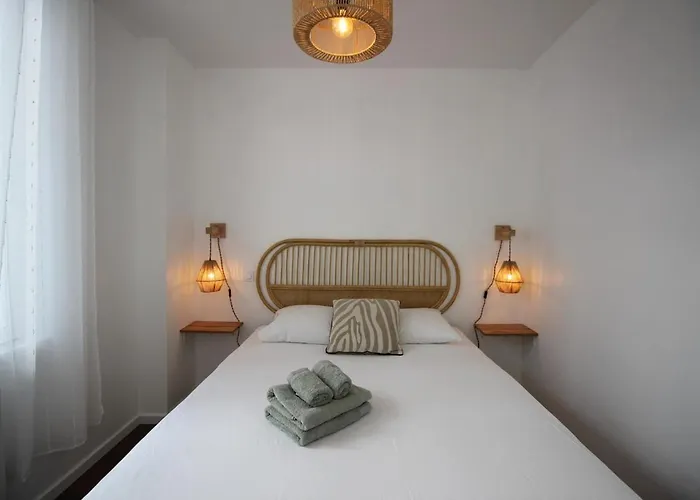 Belle Maison De Ville, T3, à Pied St Charles *