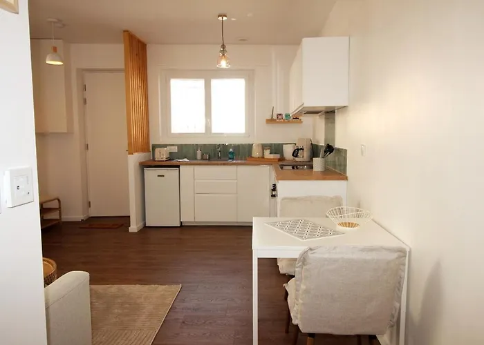 Appartement Belle Maison De Ville, T3, à Pied St Charles Biarritz