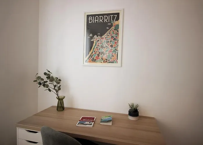 Appartement Belle Maison De Ville, T3, à Pied St Charles